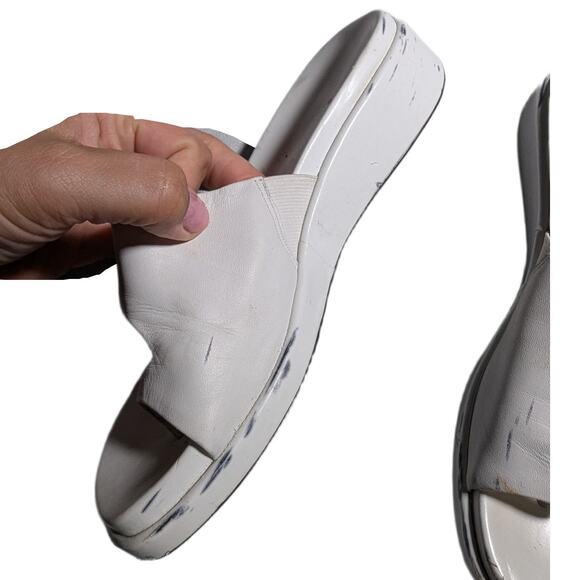 Vtg Y2K Nine West White Leather Toe Loop Low Wedge Summer Slide Sandals Sz 5.5 - Picture 4 of 10